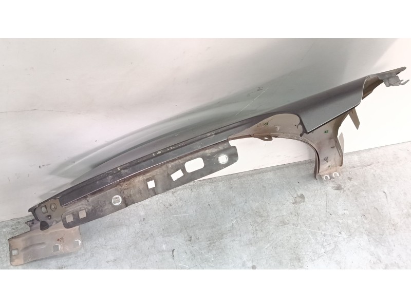 Recambio de aleta delantera derecha para citroën c3 iii (sx) 1.2 vti 82 referencia OEM IAM   