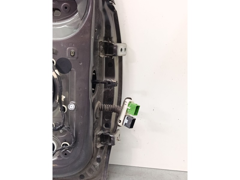 Recambio de puerta delantera izquierda para citroën c3 iii (sx) 1.2 vti 82 referencia OEM IAM   