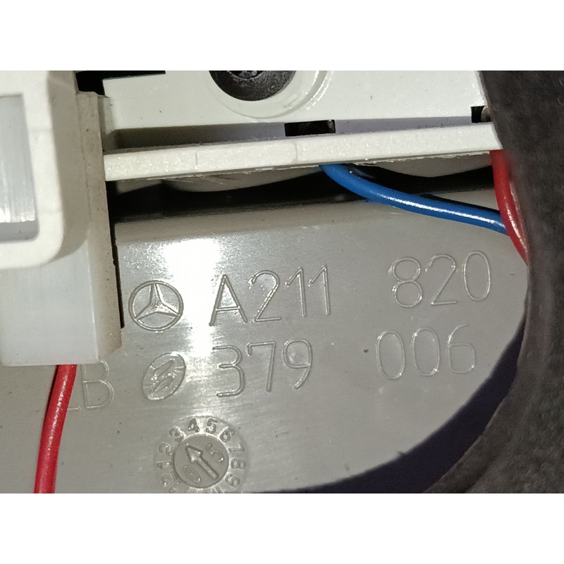 Recambio de piloto trasero derecho para mercedes-benz clase e t-model (s211) e 200 t kompressor (211.242) referencia OEM IAM   