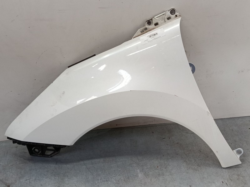Recambio de aleta delantera izquierda para peugeot 3008 i monospace (0u_) 1.6 hdi referencia OEM IAM   