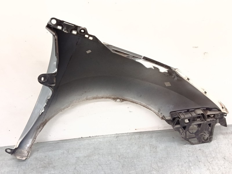 Recambio de aleta delantera izquierda para peugeot 3008 i monospace (0u_) 1.6 hdi referencia OEM IAM   