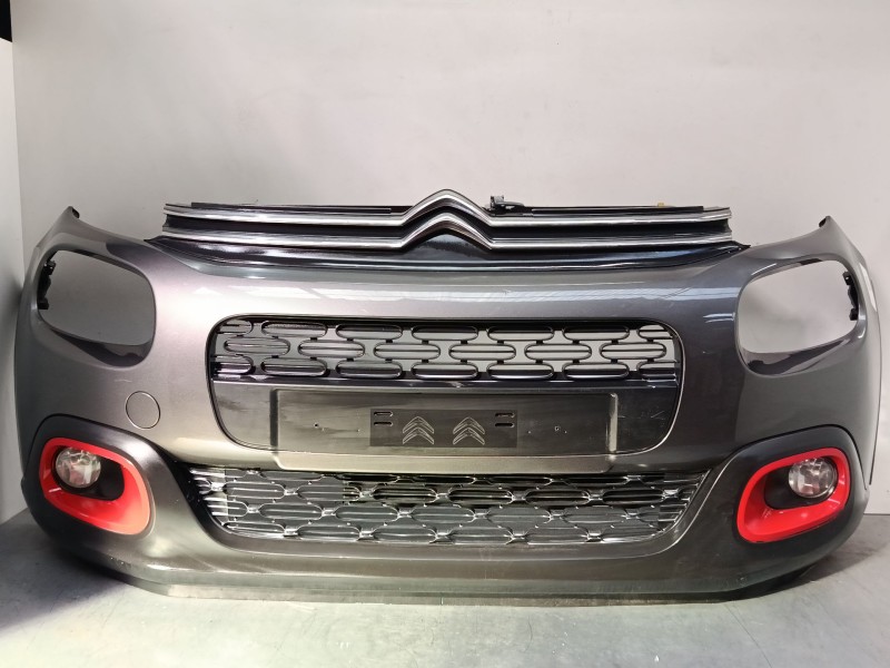 Recambio de paragolpes delantero para citroën c3 iii (sx) 1.2 vti 82 referencia OEM IAM 9812061577  