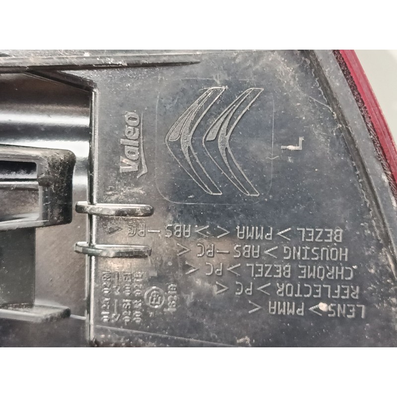 Recambio de piloto trasero izquierdo para citroën c3 iii (sx) 1.2 vti 82 referencia OEM IAM 9812257580  