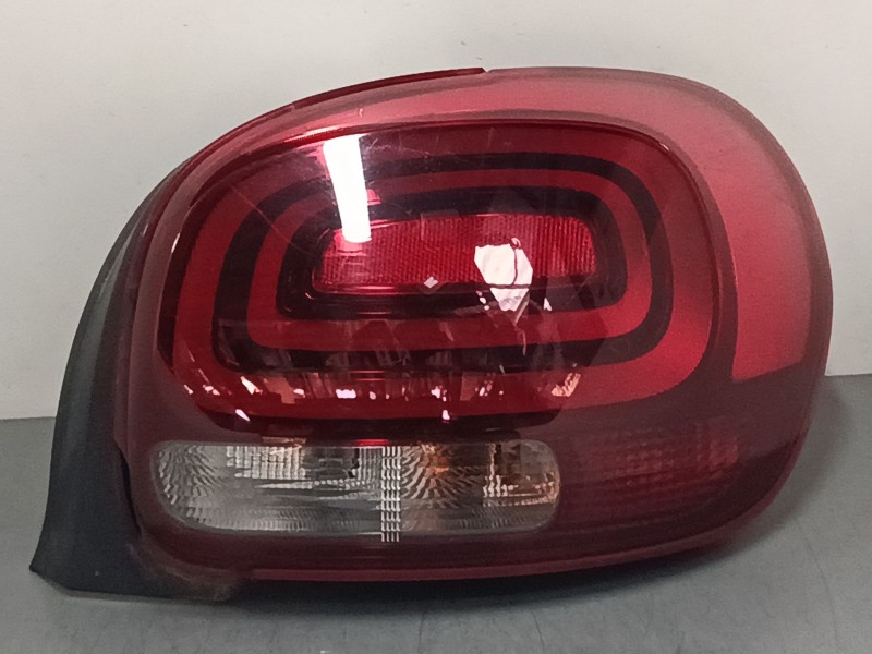 Recambio de piloto trasero derecho para citroën c3 iii (sx) 1.2 vti 82 referencia OEM IAM 9812257480  