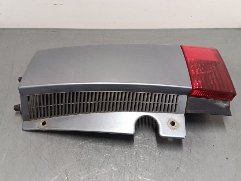 Recambio de piloto trasero derecho para opel meriva a monospace (x03) 1.6 (e75) referencia OEM IAM   