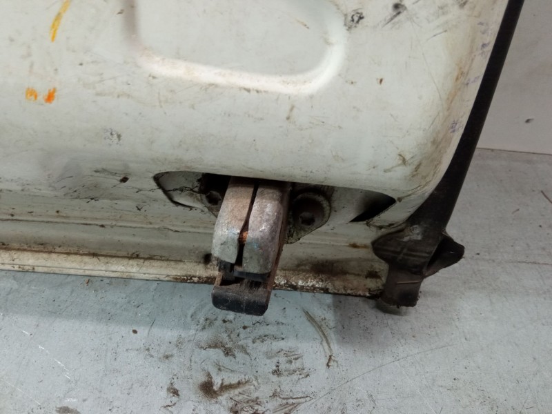 Recambio de porton trasero derecho para fiat doblo furgoneta/monovolumen (223_) 1.3 d multijet referencia OEM IAM   