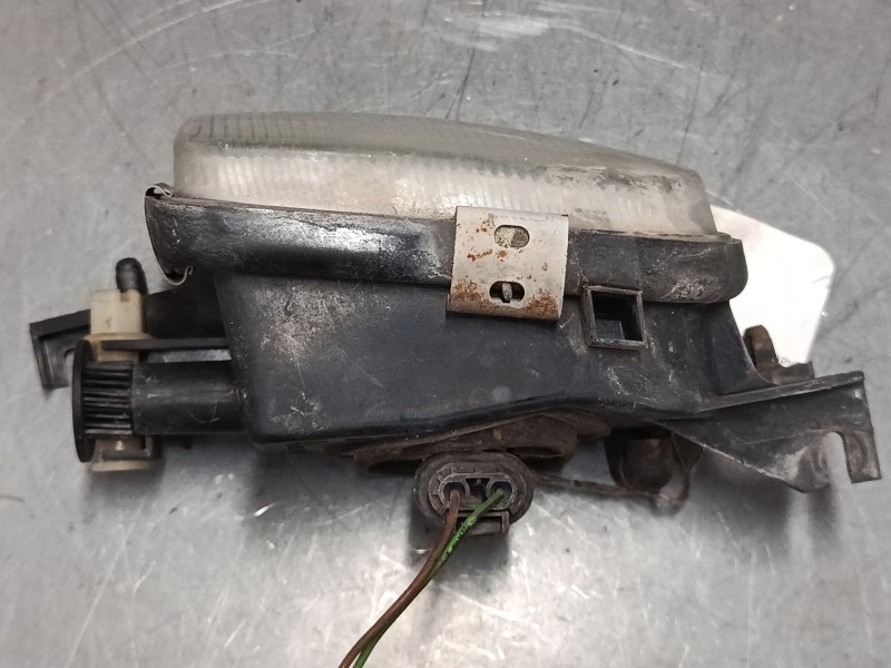 Recambio de faro antiniebla izquierdo para mercedes-benz clase c (w203) c 220 cdi (203.006) referencia OEM IAM 2158200556  