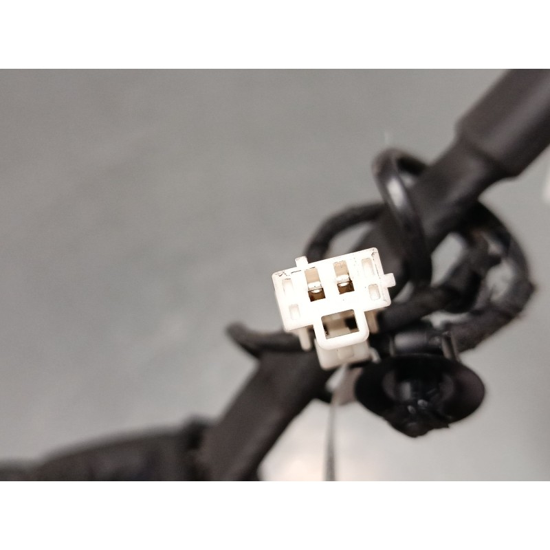 Recambio de anclaje cinturon delantero derecho para citroën c3 iii (sx) 1.2 vti 82 referencia OEM IAM   