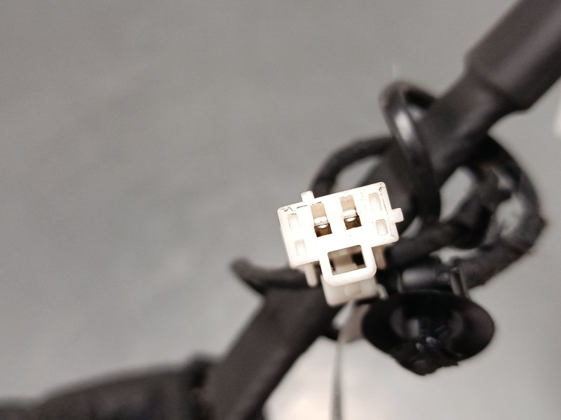 Recambio de anclaje cinturon delantero derecho para citroën c3 iii (sx) 1.2 vti 82 referencia OEM IAM   