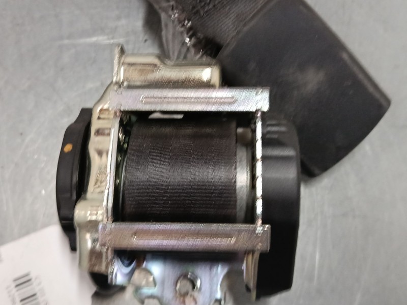 Recambio de cinturon seguridad delantero izquierdo para citroën c3 iii (sx) 1.2 vti 82 referencia OEM IAM 98183102XX  