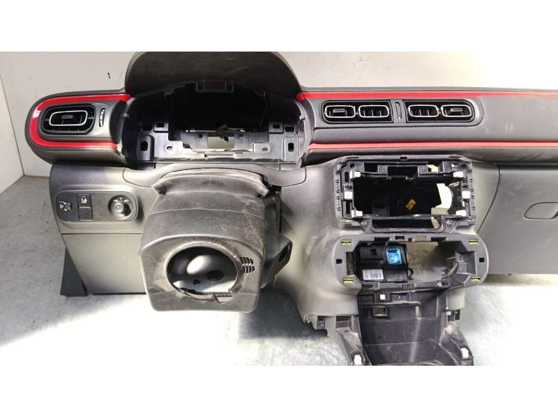 Recambio de salpicadero para citroën c3 iii (sx) 1.2 vti 82 referencia OEM IAM   