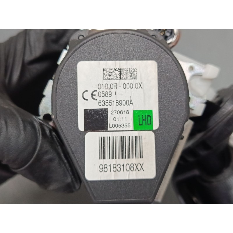 Recambio de cinturon seguridad delantero derecho para citroën c3 iii (sx) 1.2 vti 82 referencia OEM IAM 98183108XX  