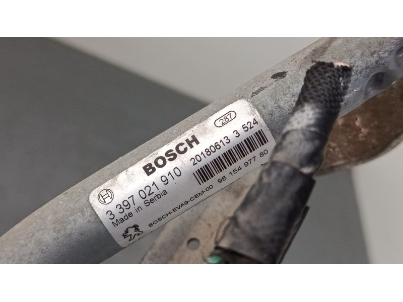 Recambio de motor limpia delantero para citroën c3 iii (sx) 1.2 vti 82 referencia OEM IAM 9815497780  