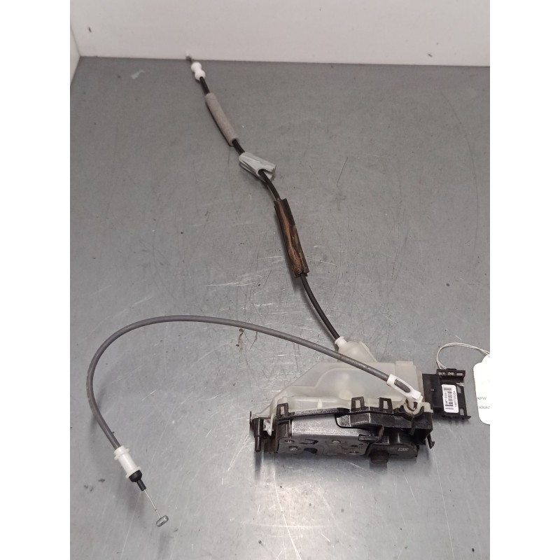Recambio de cerradura puerta trasera derecha para citroën c3 iii (sx) 1.2 vti 82 referencia OEM IAM PSA123984  