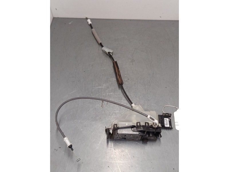 Recambio de cerradura puerta trasera derecha para citroën c3 iii (sx) 1.2 vti 82 referencia OEM IAM PSA123984  