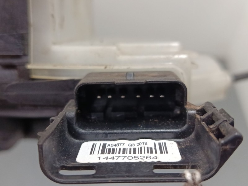 Recambio de cerradura puerta trasera derecha para citroën c3 iii (sx) 1.2 vti 82 referencia OEM IAM PSA123984  