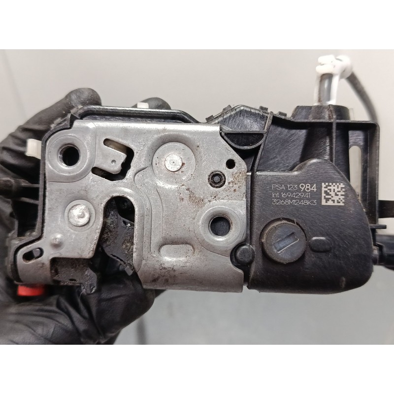 Recambio de cerradura puerta trasera derecha para citroën c3 iii (sx) 1.2 vti 82 referencia OEM IAM PSA123984  