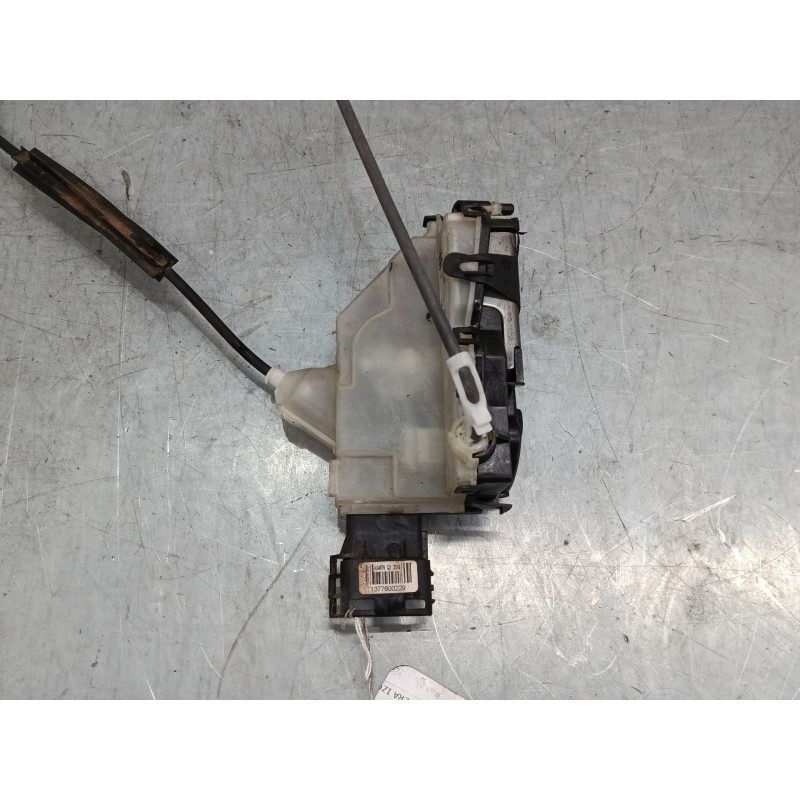 Recambio de cerradura puerta trasera izquierda para citroën c3 iii (sx) 1.2 vti 82 referencia OEM IAM PSA123985 9812398580 