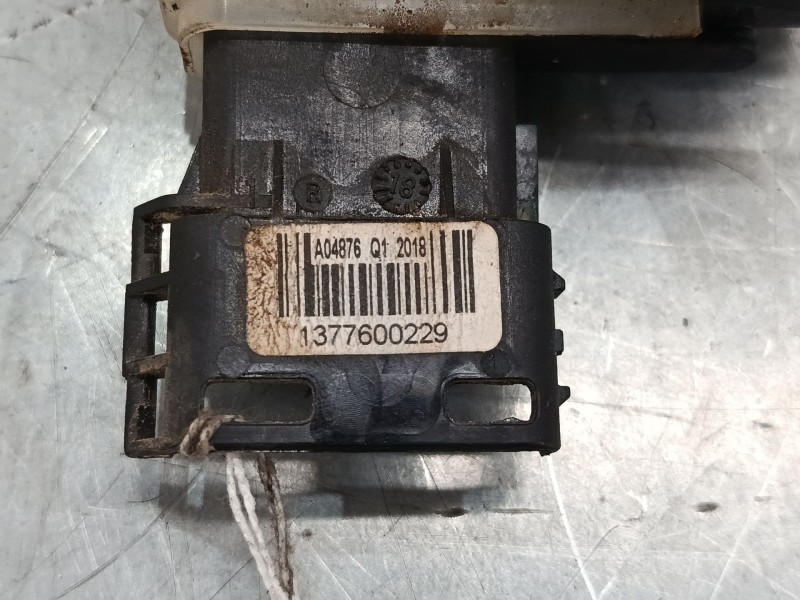 Recambio de cerradura puerta trasera izquierda para citroën c3 iii (sx) 1.2 vti 82 referencia OEM IAM PSA123985 9812398580 