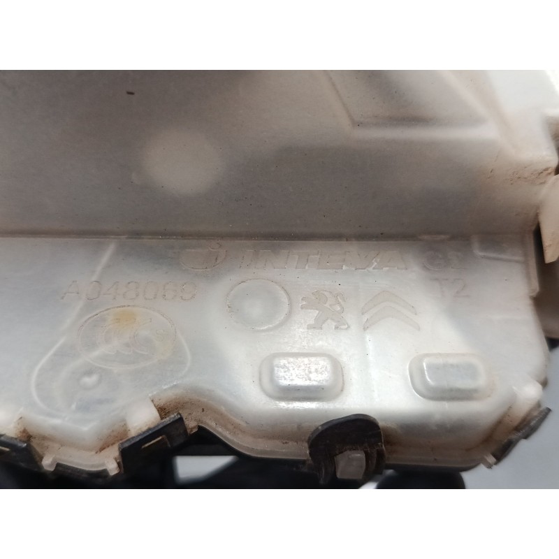 Recambio de cerradura puerta delantera izquierda para citroën c3 iii (sx) 1.2 vti 82 referencia OEM IAM PSA123981 9812398180 