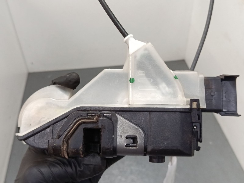 Recambio de cerradura puerta delantera izquierda para citroën c3 iii (sx) 1.2 vti 82 referencia OEM IAM PSA123981 9812398180 