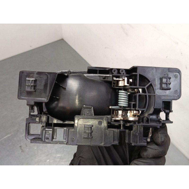 Recambio de maneta interior puerta trasera izquierda para citroën c3 iii (sx) 1.2 vti 82 referencia OEM IAM 98012886UU  