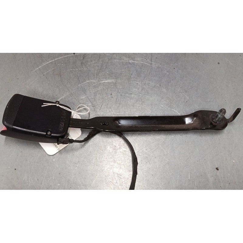 Recambio de anclaje cinturon delantero izquierdo para renault megane iii hatchback (bz0/1_, b3_) 1.2 tce (bz2b, bz11) referencia