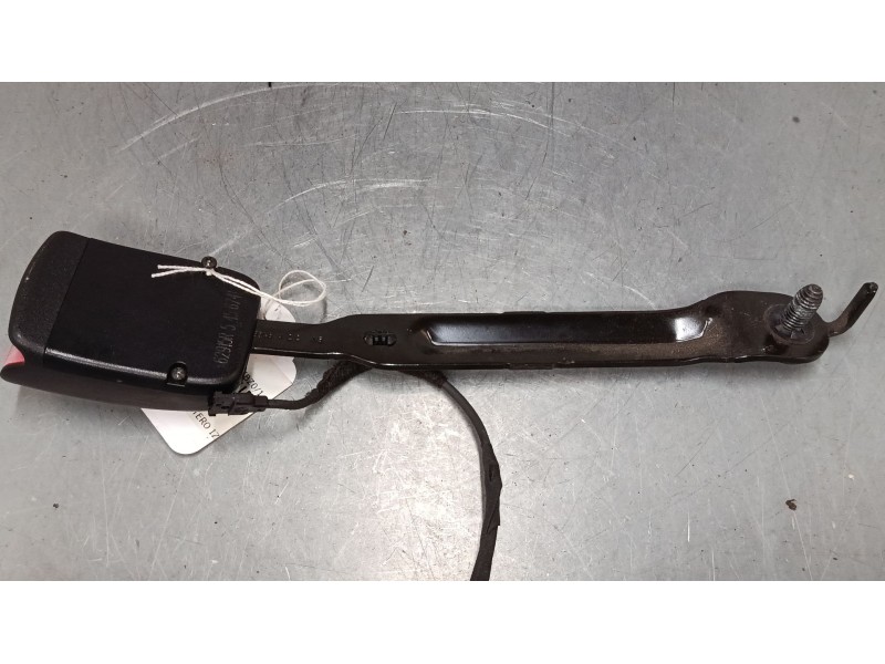 Recambio de anclaje cinturon delantero izquierdo para renault megane iii hatchback (bz0/1_, b3_) 1.2 tce (bz2b, bz11) referencia