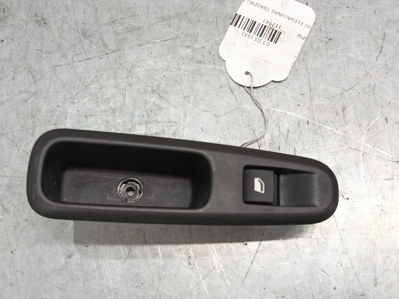 Recambio de mando elevalunas trasero izquierdo para citroën c3 iii (sx) 1.2 vti 82 referencia OEM IAM   