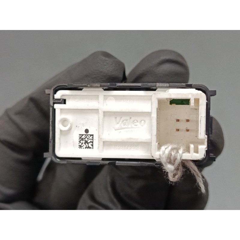 Recambio de mando elevalunas delantero derecho para citroën c3 iii (sx) 1.2 vti 82 referencia OEM IAM 96862292zd  