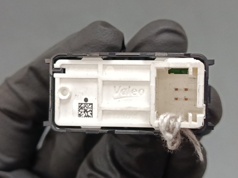 Recambio de mando elevalunas delantero derecho para citroën c3 iii (sx) 1.2 vti 82 referencia OEM IAM 96862292zd  