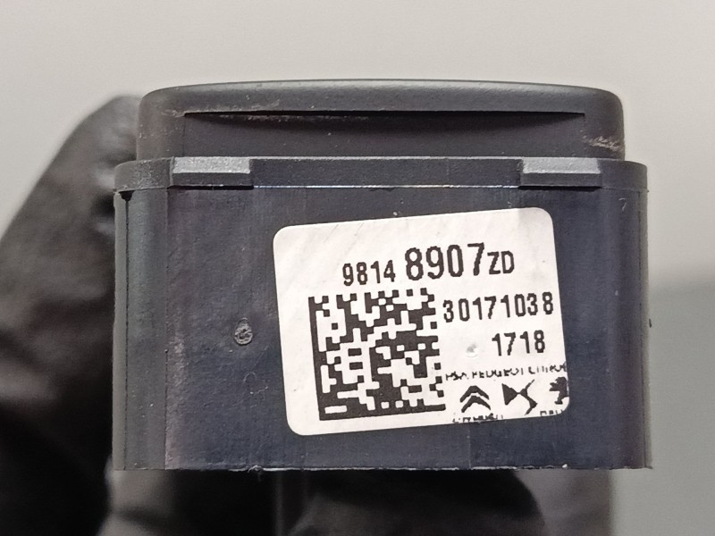 Recambio de mando elevalunas delantero izquierdo para citroën c3 iii (sx) 1.2 vti 82 referencia OEM IAM 98148907ZD  