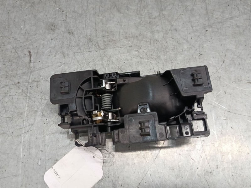 Recambio de maneta interior puerta trasera derecha para citroën c3 iii (sx) 1.2 vti 82 referencia OEM IAM 98012885VV  