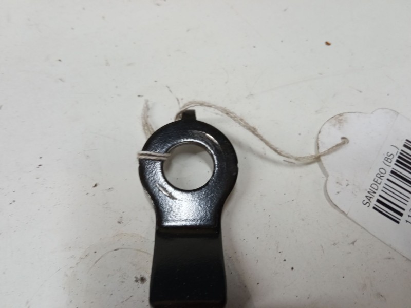 Recambio de anclaje cinturon delantero derecho para dacia sandero (bs_) 1.6 mpi 85 (bs03) referencia OEM IAM   