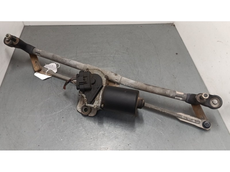 Recambio de motor limpia delantero para fiat stilo multi wagon (192_) 1.9 d multijet referencia OEM IAM 60511006 TGE511 