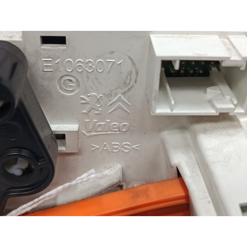 Recambio de mando calefaccion / a/a para peugeot 208 i (ca_, cc_) 1.2 vti 82 referencia OEM IAM   