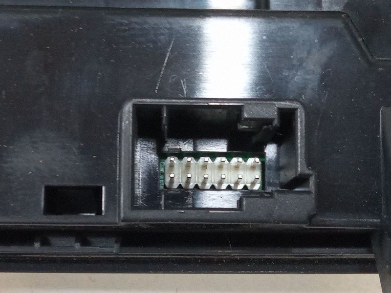 Recambio de radio para citroën c4 ii (nc_) 1.6 hdi 90 referencia OEM IAM 9676838180 9666027477 