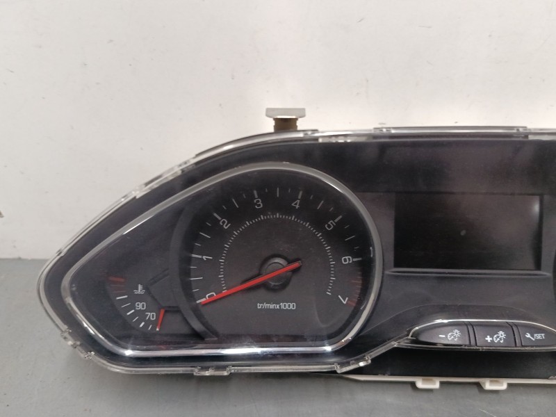 Recambio de cuadro instrumentos para peugeot 208 i (ca_, cc_) 1.2 vti 82 referencia OEM IAM   