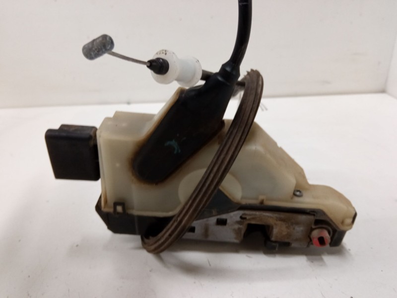 Recambio de cerradura puerta trasera derecha para citroën c4 ii (nc_) 1.6 hdi 90 referencia OEM IAM   