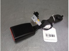 Recambio de anclaje cinturon delantero izquierdo para peugeot 208 i (ca_, cc_) 1.2 vti 82 referencia OEM IAM   