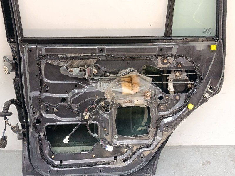 Recambio de puerta trasera derecha para mitsubishi montero sport i (k7_, k9_) 2.5 td (k94w, k74t) referencia OEM IAM MR981912  