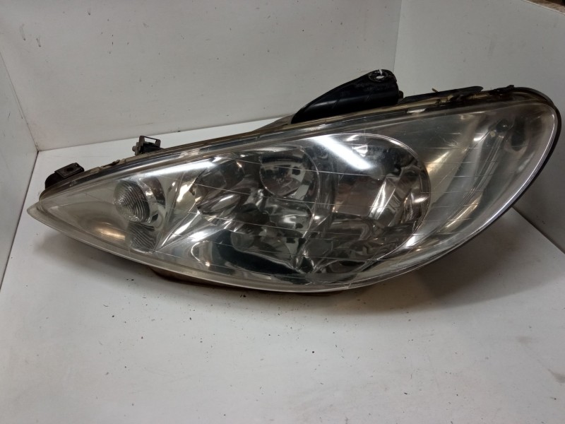 Recambio de faro izquierdo para peugeot 206 sw (2e/k) 1.4 16v referencia OEM IAM 9628666880  