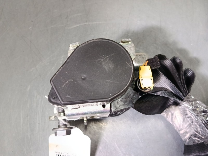 Recambio de cinturon seguridad delantero derecho para peugeot 208 i (ca_, cc_) 1.2 vti 82 referencia OEM IAM 98029971XX  