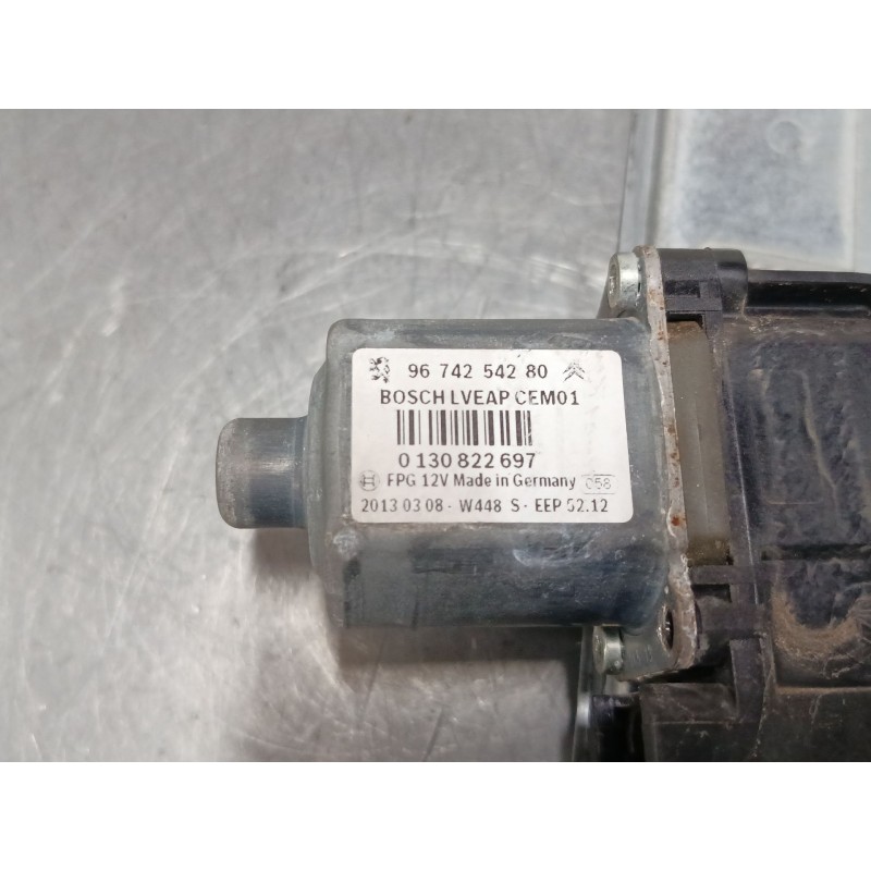 Recambio de elevalunas electrico delantero izquierdo para peugeot 208 i (ca_, cc_) 1.2 vti 82 referencia OEM IAM 9673153280 9674