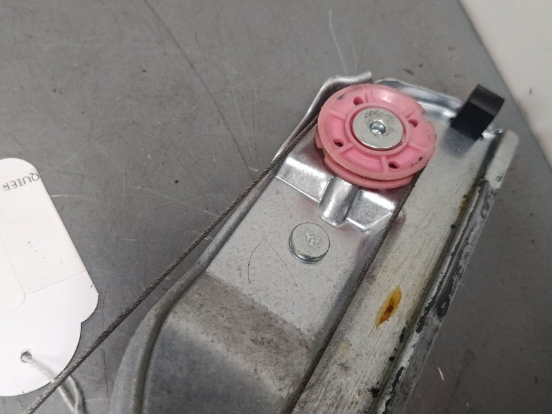Recambio de elevalunas electrico delantero izquierdo para peugeot 208 i (ca_, cc_) 1.2 vti 82 referencia OEM IAM 9673153280 9674