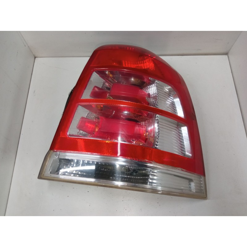 Recambio de piloto trasero derecho para opel zafira / zafira family b (a05) 1.9 cdti (m75) referencia OEM IAM   