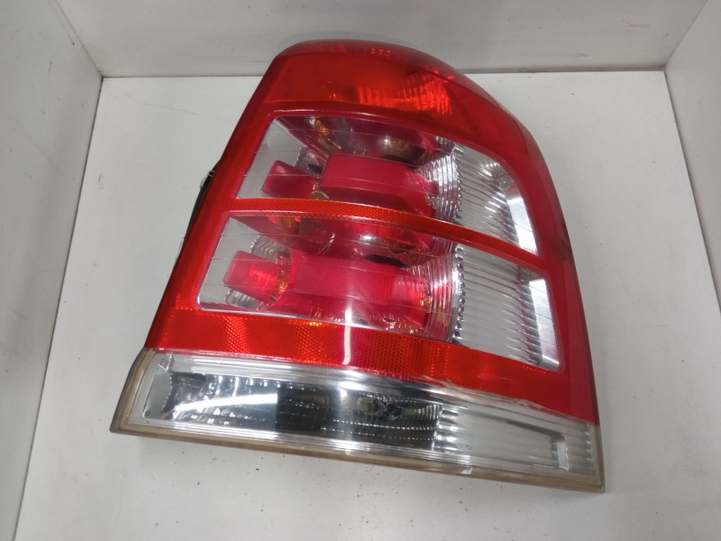 Recambio de piloto trasero derecho para opel zafira / zafira family b (a05) 1.9 cdti (m75) referencia OEM IAM   