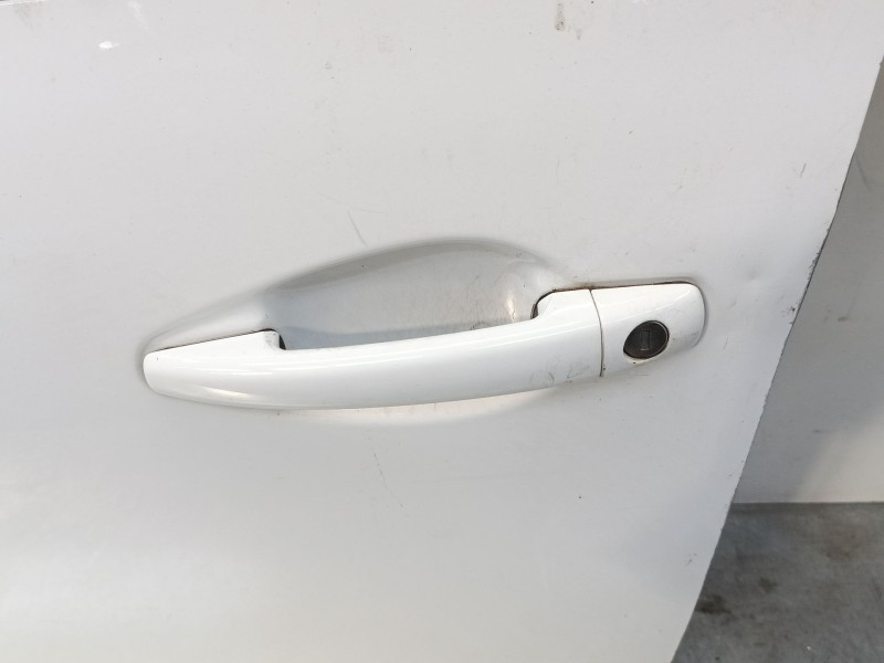 Recambio de puerta delantera izquierda para peugeot 208 i (ca_, cc_) 1.2 vti 82 referencia OEM IAM   