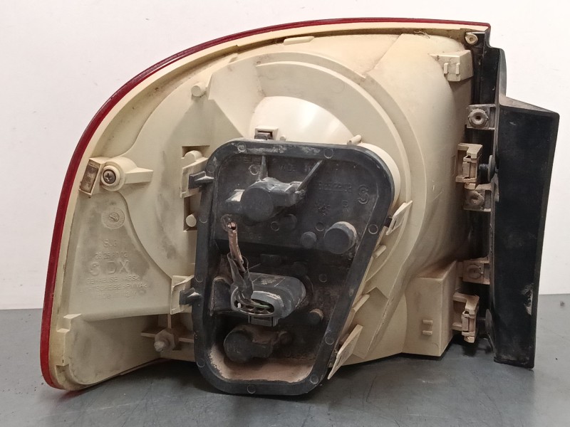 Recambio de piloto trasero derecho para volkswagen touareg (7la, 7l6, 7l7) 5.0 v10 tdi referencia OEM IAM 28258002  