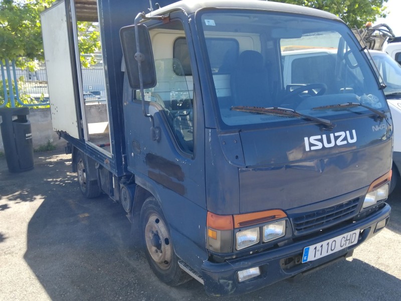 isuzu nkr77 del año 2003